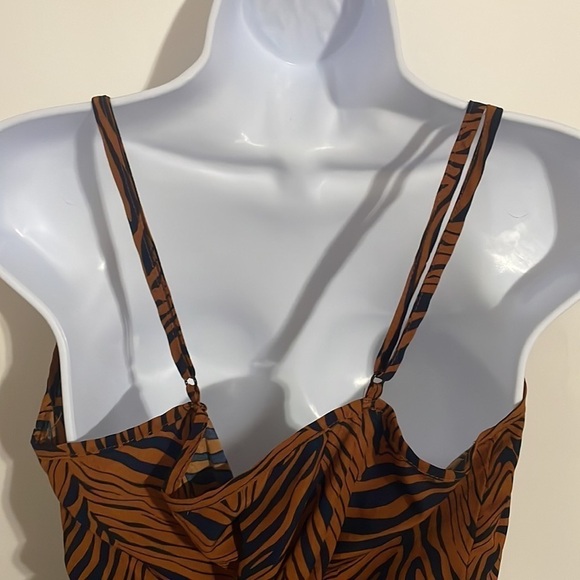 shein Women’s Animal Print Romper! - Picture 4 of 5